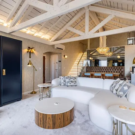 Luxury Duplex W/ River View By Lovelystay * Лиссабон