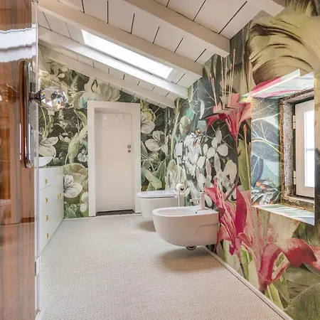 Апартаменты Luxury Duplex W/ River View By Lovelystay Лиссабон