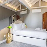 Διαμέρισμα Luxury Duplex W/ River View By Lovelystay *