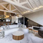 Luxury Duplex W/ River View By Lovelystay